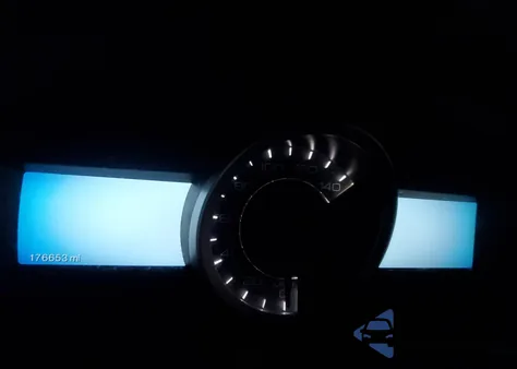 2011 Ford Explorer Xlt z USA, uszkodzony, nr VIN 1FMHK8D81BGA52769